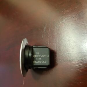 OEM MERCEDES-BENZ PUSH TO START BUTTON KEYLESS GO ENGINE START STOP